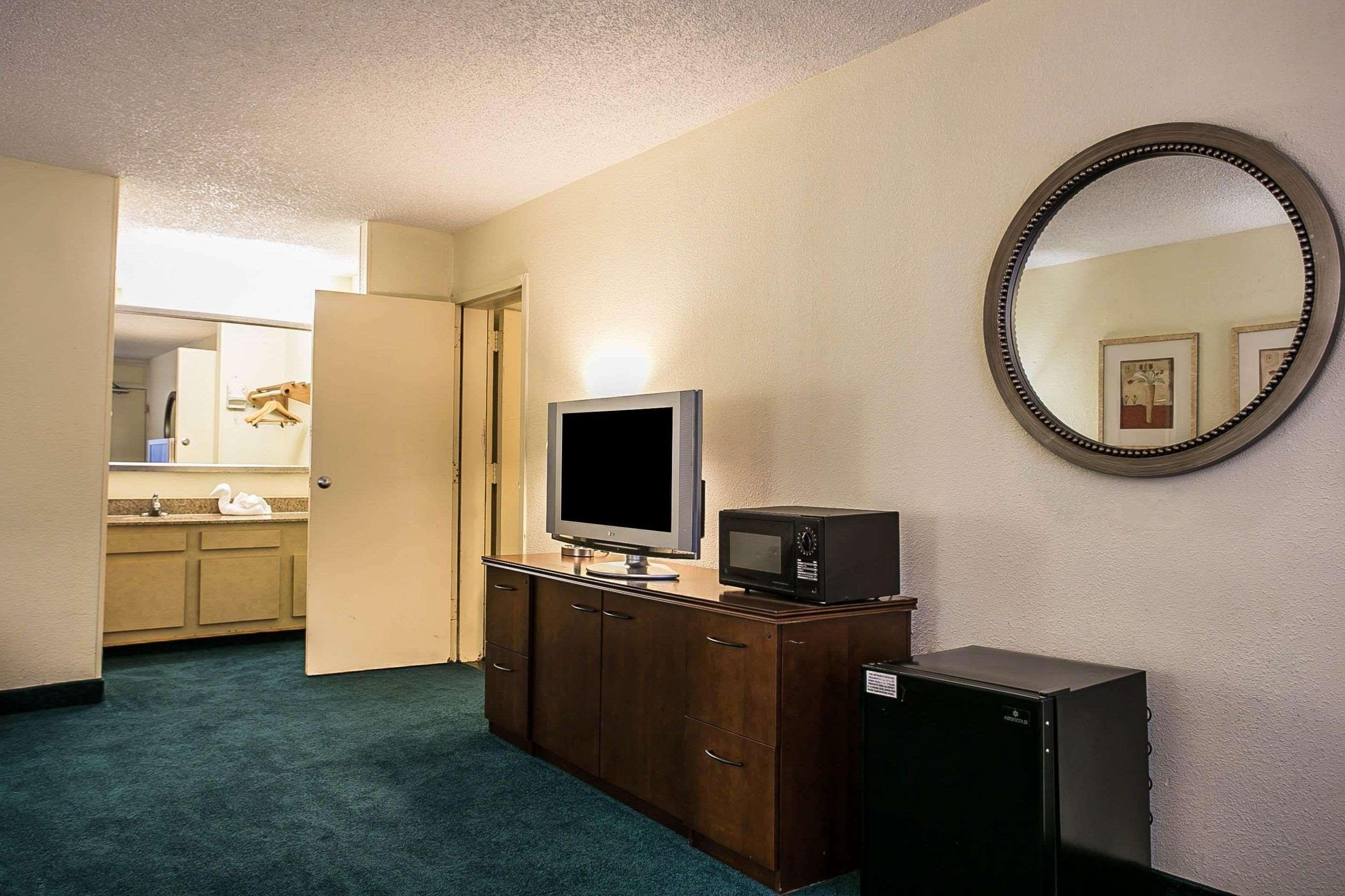 Quality Inn Sumter Exterior photo