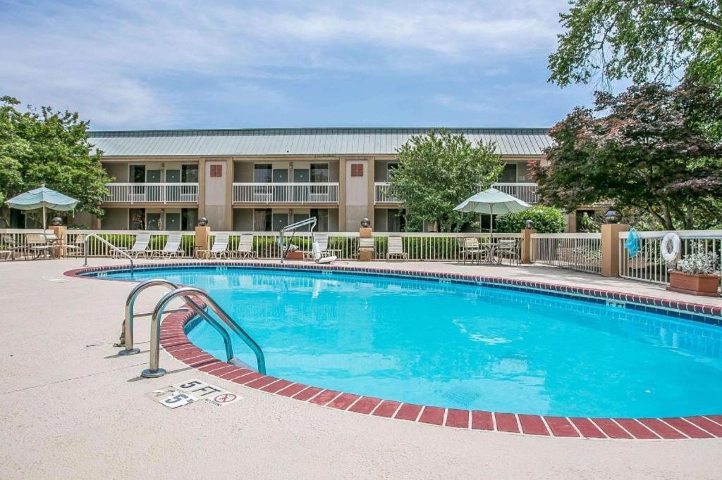 Quality Inn Sumter Exterior photo
